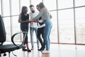 young-business-people-are-discussing-new-creative-ideas-together-meeting-office